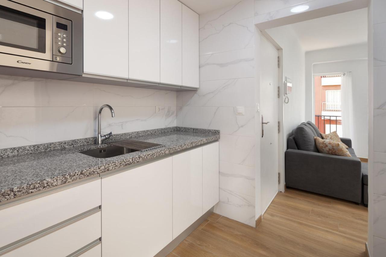 Apartamento Nuria Торре-дель-Мар Экстерьер фото