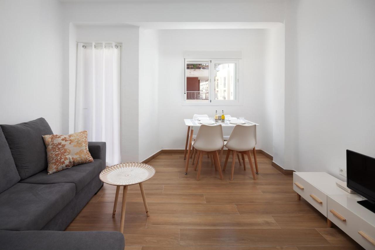 Apartamento Nuria Торре-дель-Мар Экстерьер фото
